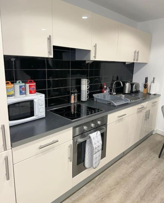 Mediacity Studio Apartment Salford-Quays 曼彻斯特 外观 照片
