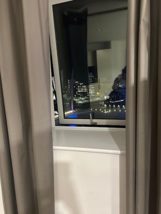 Mediacity Studio Apartment Salford-Quays 曼彻斯特 外观 照片
